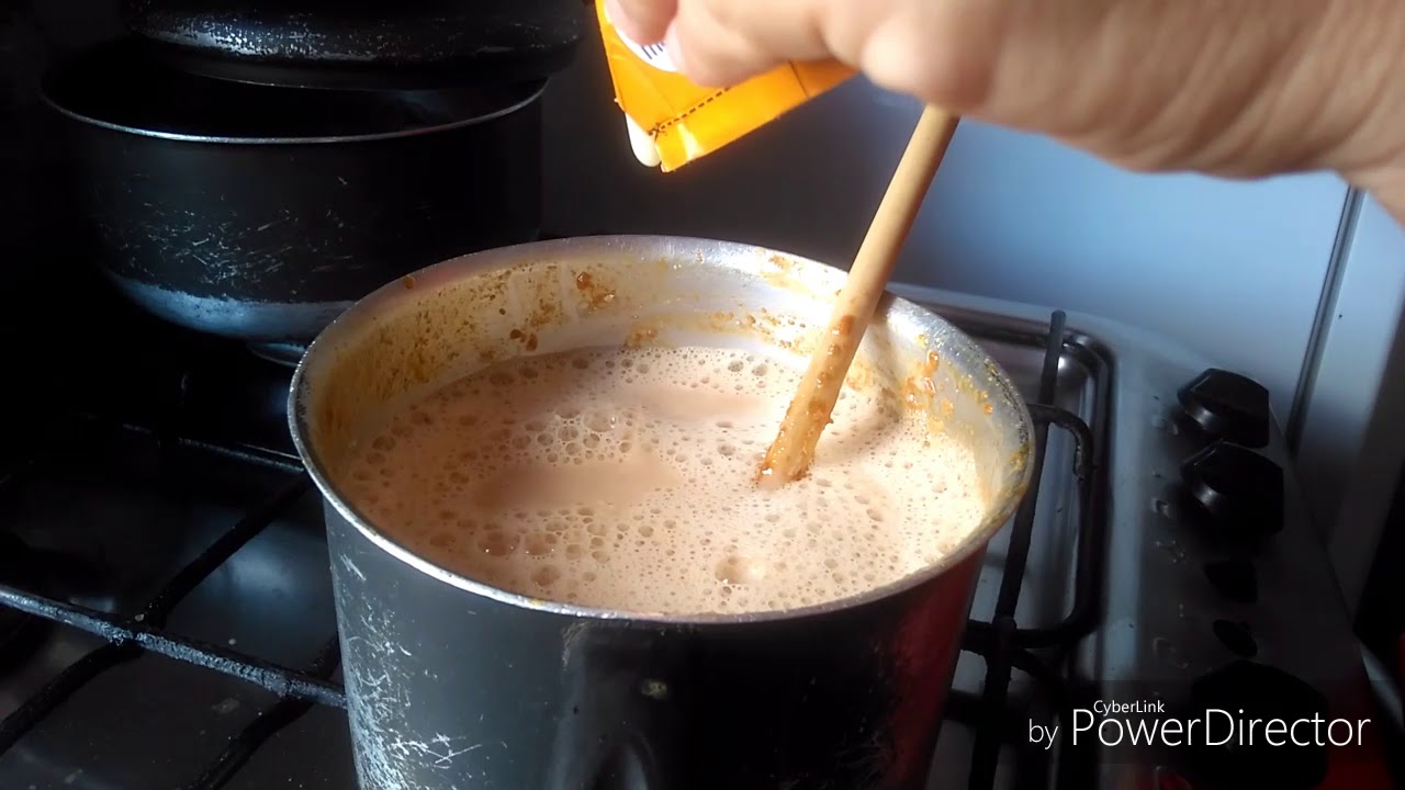 ARROZ DOCE COM AÇÚCAR QUEIMANDO