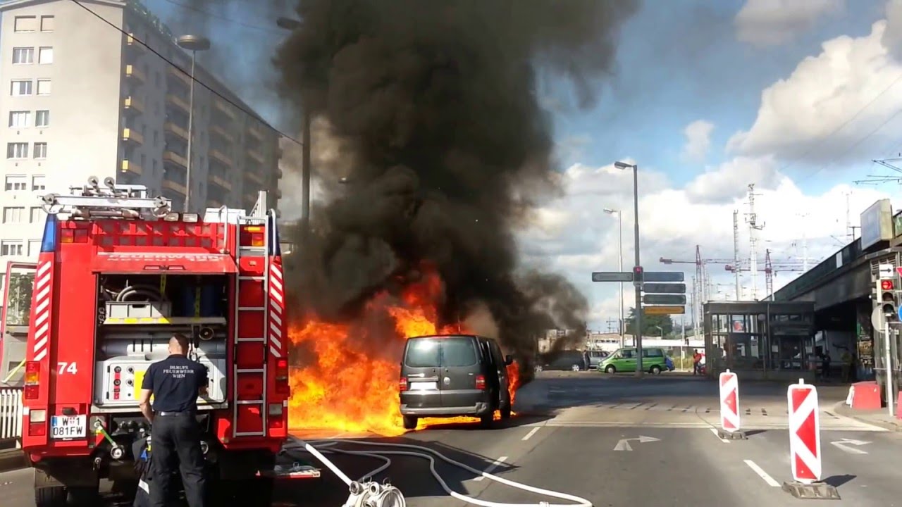 Fahrzeugbrand am Matzleinsdorferplatz
