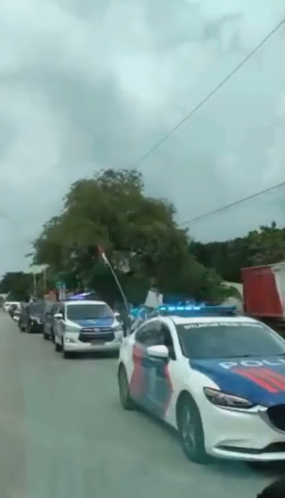 What Happened When The Indonesian President's Vehicle Meet an Ambulance?#shorts