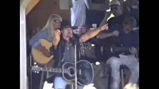 Billy Ray Cyrus - "Busy Man", Juni 1999