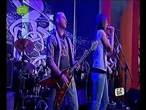 greek to english Trap - Falling Live at EsC TV Show
