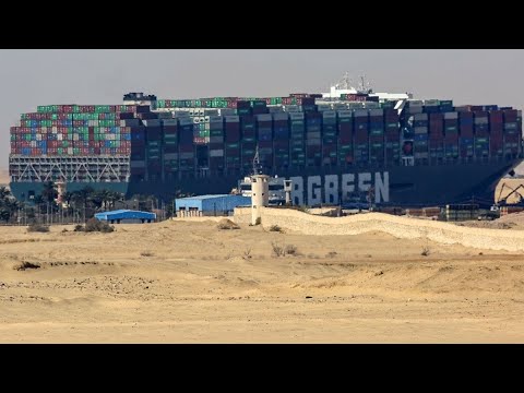 Suez Salvage Team to Try Refloating Stuck Container Ship