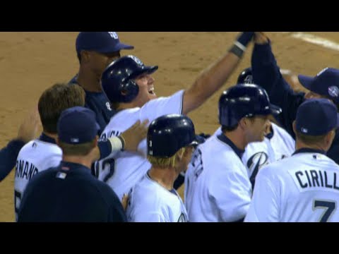 Burroughs hits walk-off single in Petco Park opener