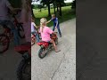 Kids racing