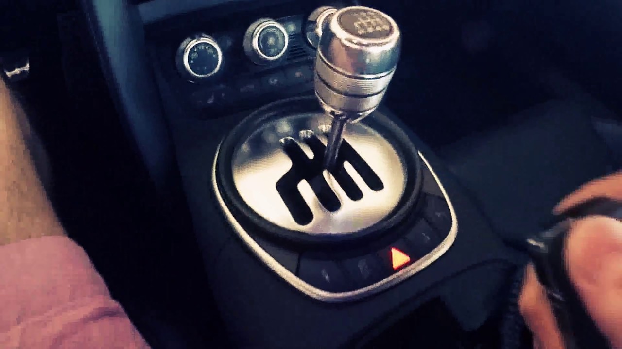 Audi R8 V10 Manual Transmission (Gated Shifter) - YouTube