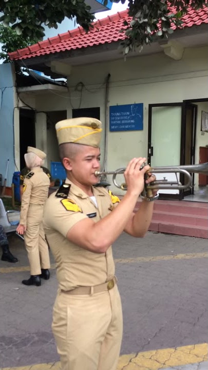Terompet panggilan 1 “ Gema perwira samodra “@lungguh53
