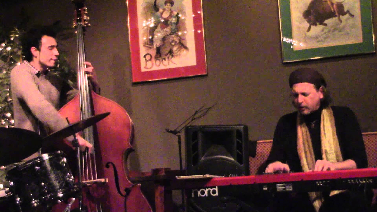 Naomi Mauro - Uli Geissendoerfer Trio - Oleo