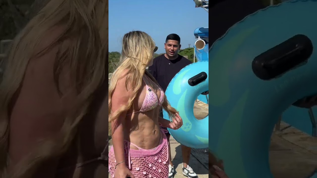 PRANKS ON THE BEACH THE LIFEGUARD 🤣🌊🏖️⛱️