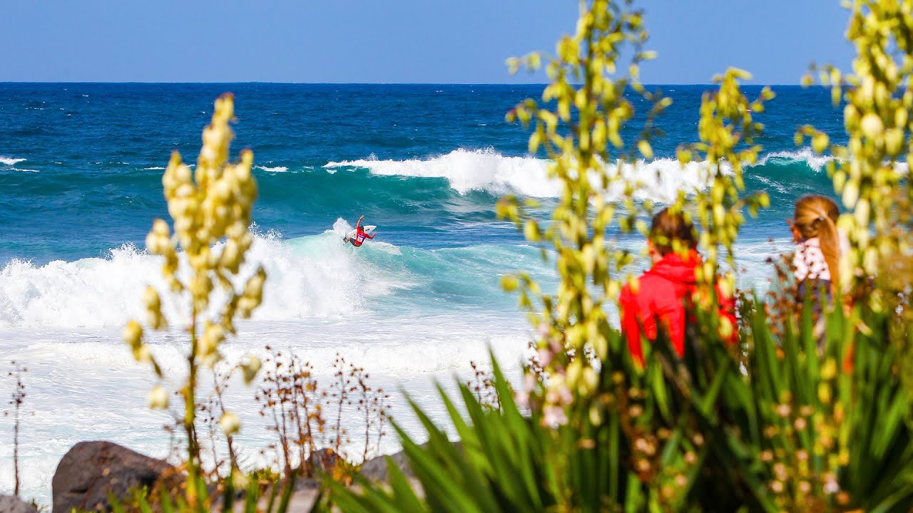 surfers security Connor O'Leary's 9.20 in RD4 of the Azores Airlines Pro