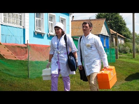 Все больше врачей перебираются работать в российские села по программе «Земский фельдшер»