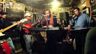 Video thumbnail of "LOS OLD FRIENDS - LA CAPILLA DE SUENOS (LIVE)"