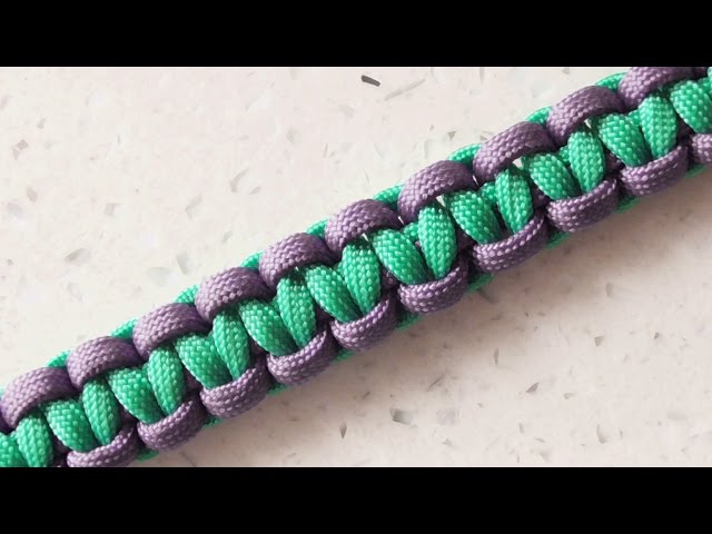 How to Make a 2 Color Macrame Square Knot Bracelet (Reversible!) | Marching  North