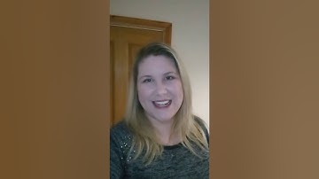 Julieanne Walker | Dubsado & 17hats Expert  - Who Am I?