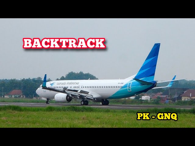 Terulang Lagi‼️Detik-Detik Pesawat Garuda Landing Bablas Sampai Ujung Runway di Bandara Solo class=