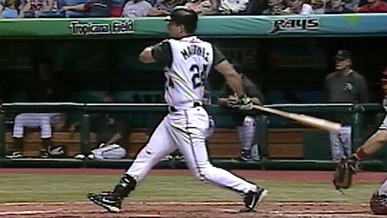 Tino Martinez hits his 23rd homer of 2004 season