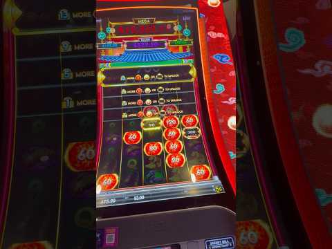 $400 win on 1st spin #slotscasinogames #casinolife #casino #slot #casinovibes #slots