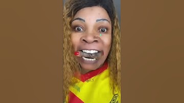 Time Warp Scan Face Scanner helps you catch up with the trendy effect.