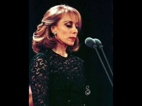 فيروز قعدت الحلوة