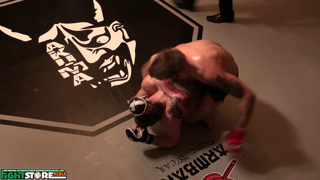 Marcin Zembala vs Adam Nowak - Akuma FC VIII newspaper mockup