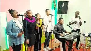 BABA NINAJUWA WEWE UNANIPENDA (SWEET PRAISE COVER SONG)