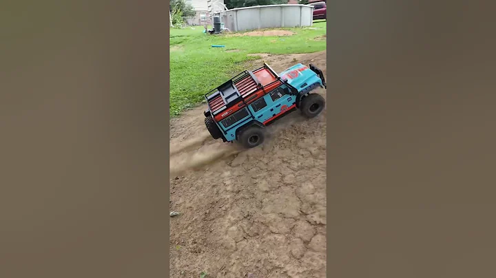 Have You Seen This RC Crawler Yet?