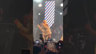 Ece Seçkin - Sayın Seyirciler 29 Ekim Bodrum Live Performance