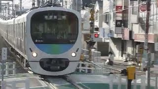 西武池袋線ラッシュ 30000系準急 大泉学園駅到着