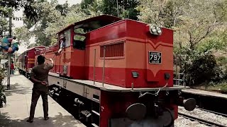 Tablet Exchange/Passing by Trains in Sri Lanka Railways | Trains | B.O.N.K