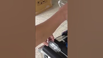 round disinfectant bottle labeling machine , PET water hand sanitizer bottle label applicator