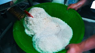 Приготовление милых рисовых лепешек в Корее