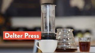 Making coffee with the Delter Press