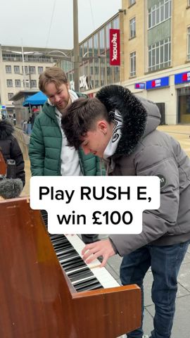 He played Rush E perfectly 😱