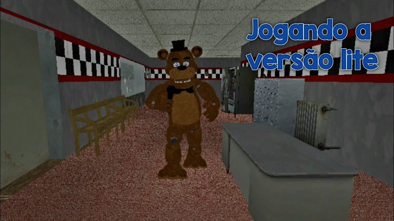 jogando fnaf doom