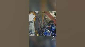 Found a new bug with NewCastle wall #apexlegends #ranked #newcastle #glitch #bug #stormpoint