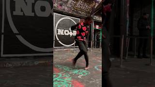 They call this "Dottz" Style. London Footwork to the world #dance #shuffle #dancer #shuffledance