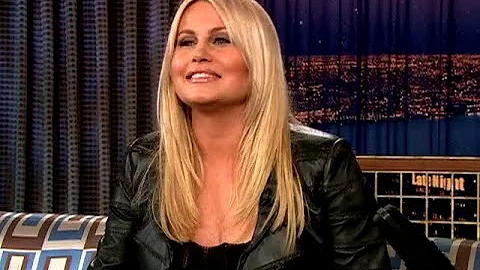 Jennifer Coolidge Worked At A Restaurant With Sand...