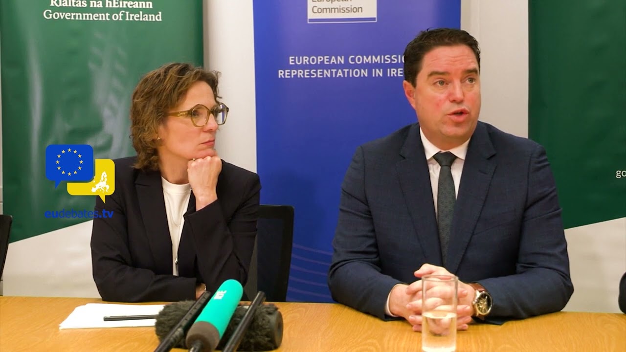 Ирландия в тревоге: министр Мартин Хейдон успокаивает страну на фоне опасений по поводу птичьего ...