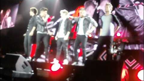 One Direction Live O2 on 2 april - Loved you first.(FRONT ROW)