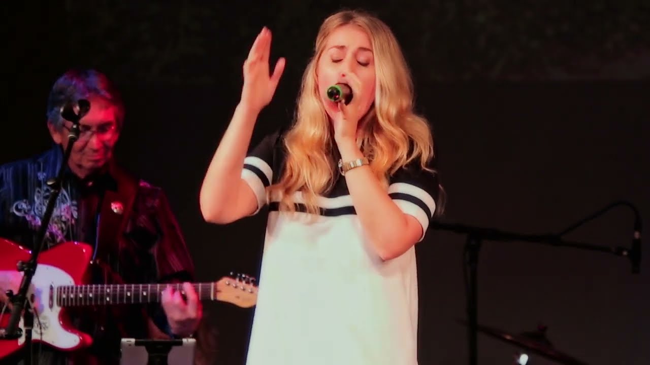 "WE BELONG TOGETHER"-(LYRICS)- ANDREA THOMAS/BMI (Recorded LIVE@TCG 20 Yr REUNION Gainesville TEXAS)