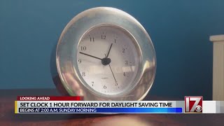 Set clocks ahead 1 hour for daylight saving time