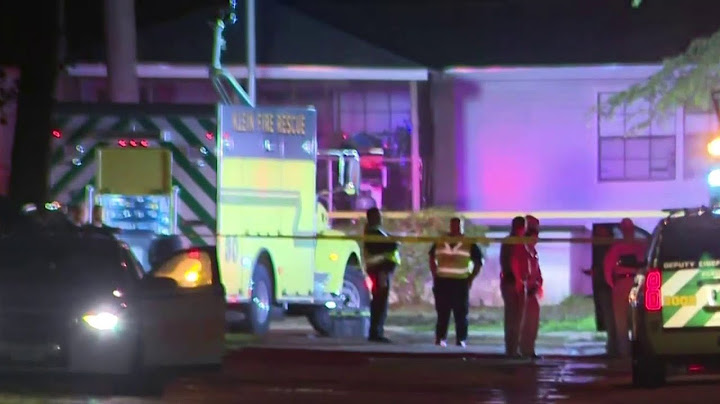 1 dead, 2 hospitalized after small plane crashes near mobile home in northwest Harris County, of...