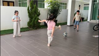 MAIN BOLA DI HALAMAN RUMAH. 