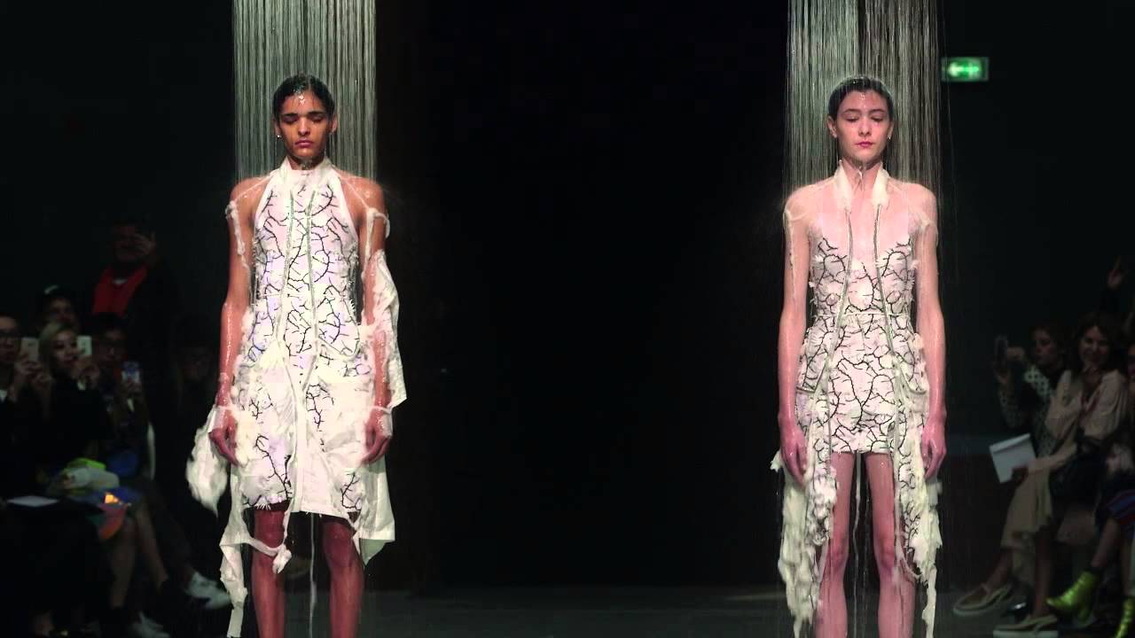 Hussein Chalayan's Spring Summer 2016 show featuring dissolving outfits