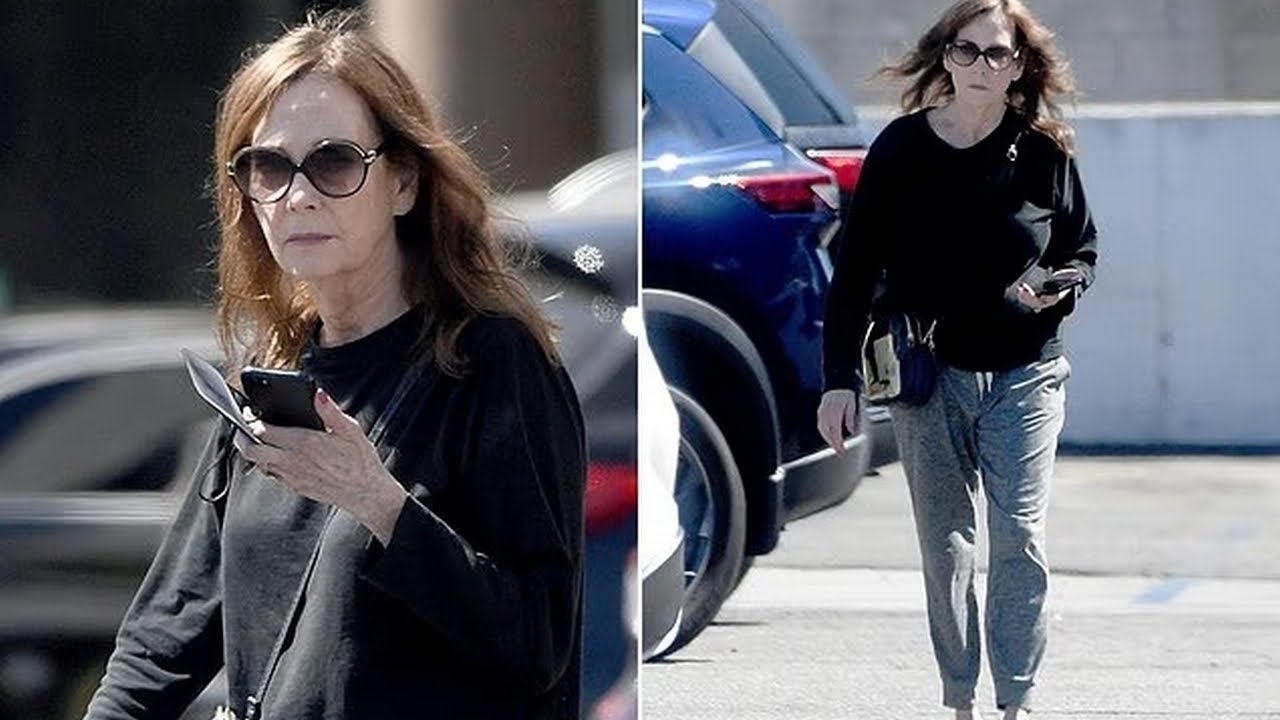 Лесли Энн Уоррен наряжается в преддверии 80-летия