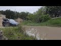 V10 touareg water crossing commentary by unknown bystander