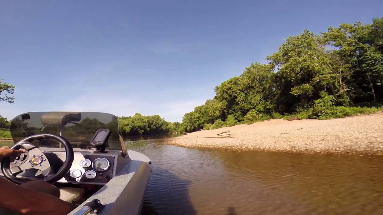 Meramec River at the waterline going 48 mph YouTube