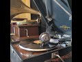 藤山 一郎 ♪靑春旅情󠄁♪ 1938年 78rpm record. Columbia Model No G ー 241 phonograph