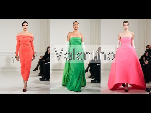 Valentino представил коллекцию весна/лето — 2022 на Неделе моды в Париже