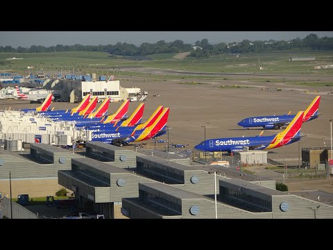 Vídeo: Quais companhias aéreas saem do Aeroporto St Louis Lambert?