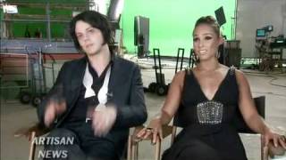 Alicia Keys - Jack White - On Set Interview Resimi